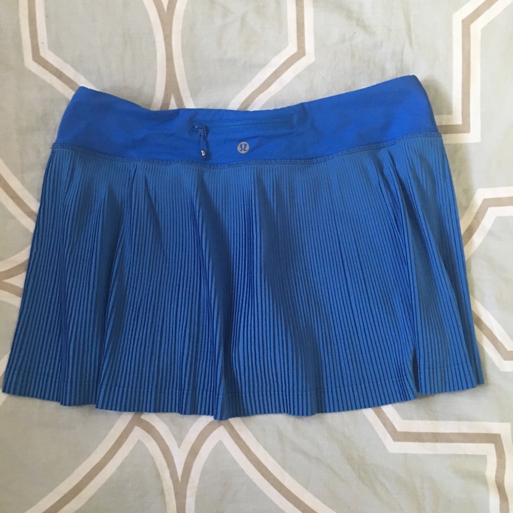 For sale @prisxo Lululemon tennis skirt size 8
